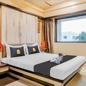 Hotel Krone Plaza Near Igi Airport